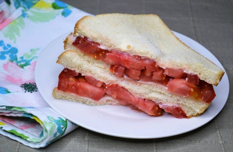 Tomato Sandwiches (Jersey Tomato Style)