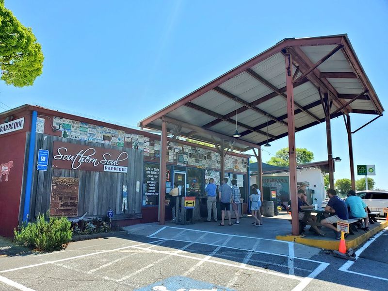 Southern Soul Barbecue — St. Simons Island's Smoke Haven