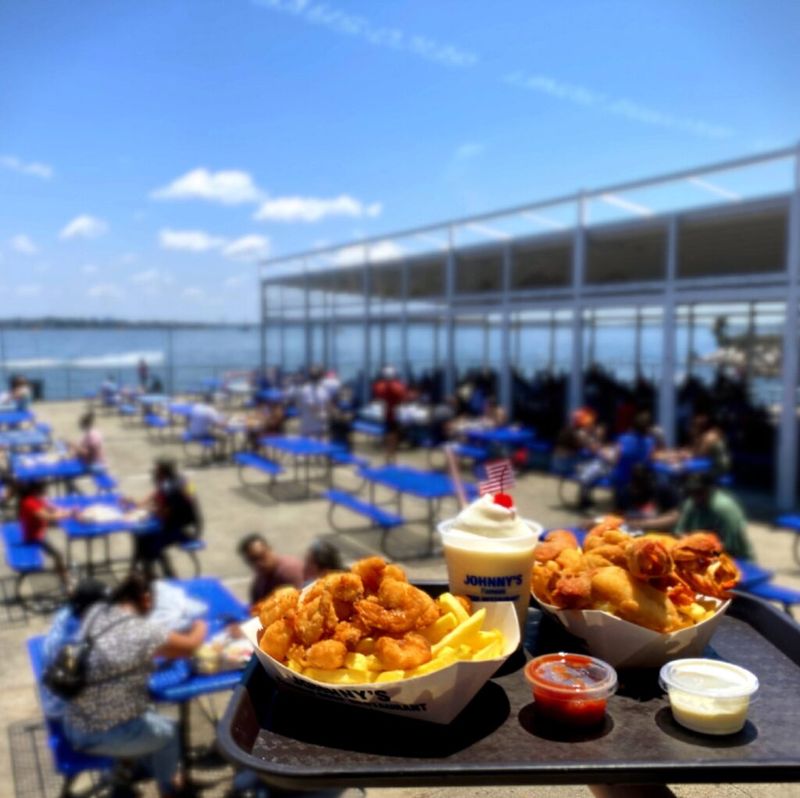 Johnny's Reef — Bronx Seafood Institution Since 1950