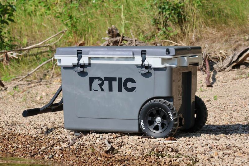 RTIC Ultra-Light Wheeled Cooler 52 QT