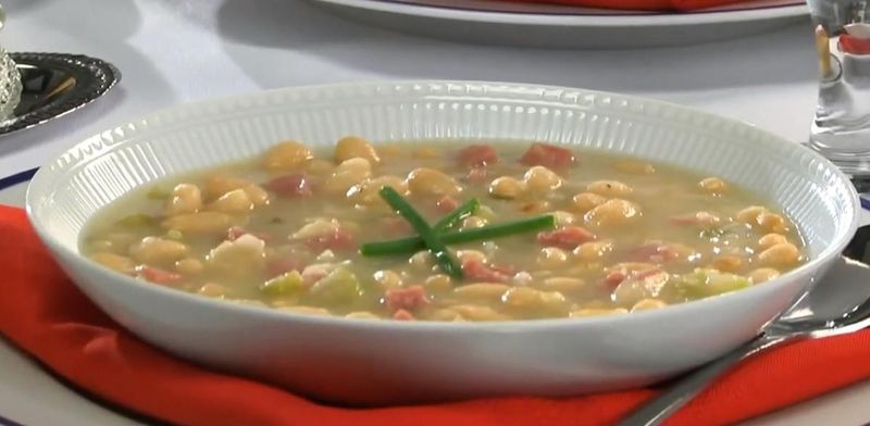 Senate Bean Soup, Michigan-Style