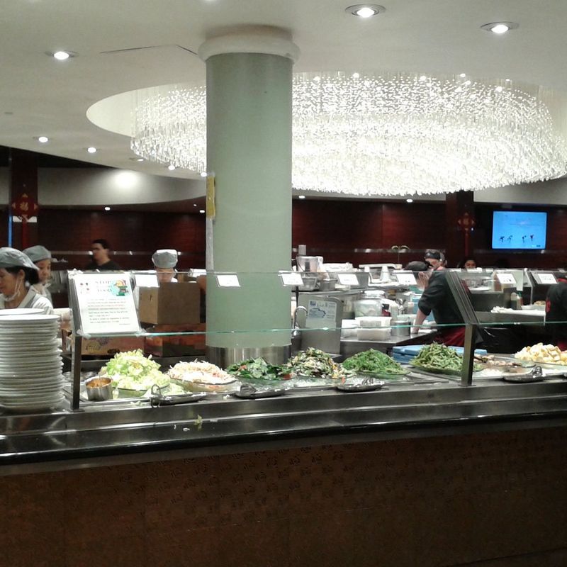 Tomi Sushi & Seafood Buffet - San Jose
