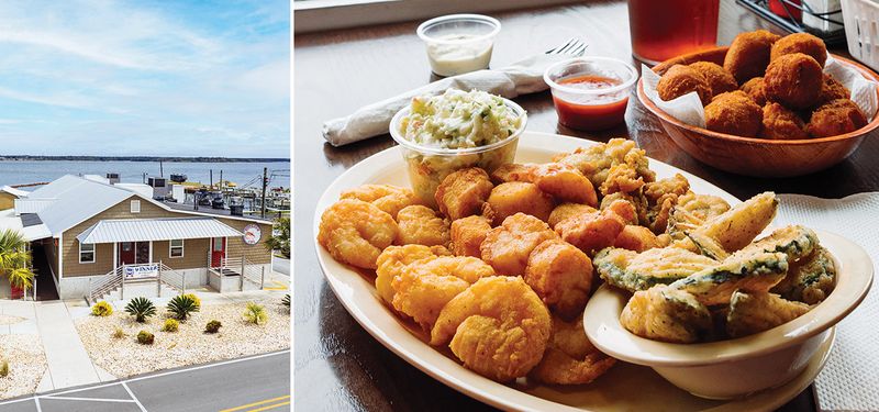Riverview Café – Sneads Ferry's Waterfront Wonder