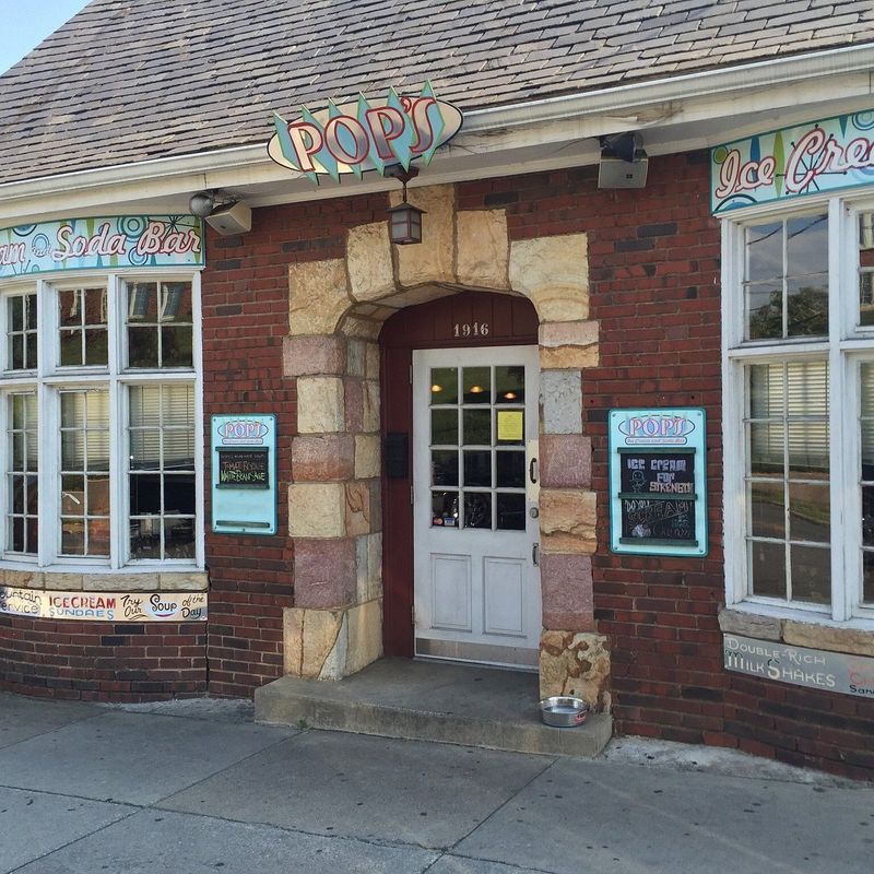 Pop's Ice Cream & Soda Bar - Roanoke