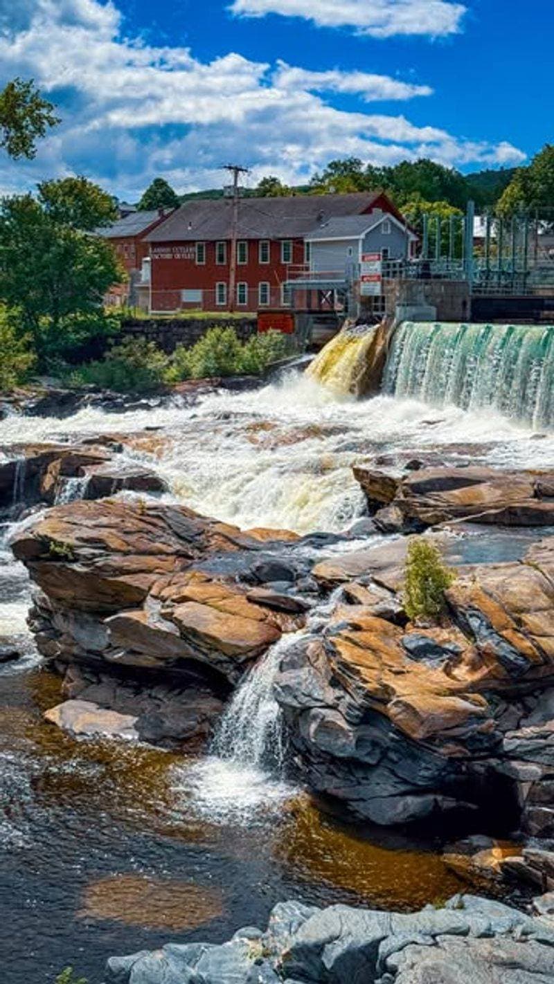 Geologic Wonders & Scenic Waterfalls