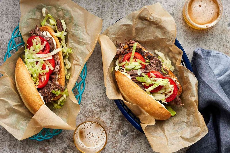 Debris Roast Beef Po' Boy