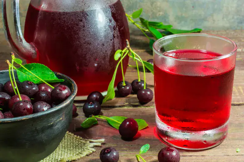 Tart cherry juice (30–60 mL concentrate with water) in the evening