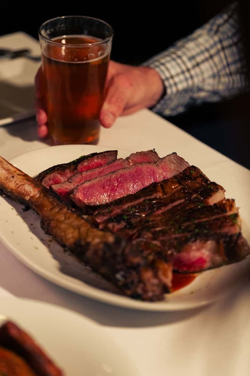 Arrowhead Grill — Glendale's Neighborhood Gem