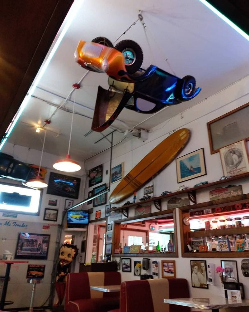 Fast Eddie's Drive-In — Winthrop