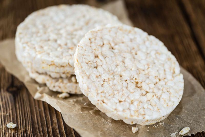 Rice cakes with honey (and a little table salt)
