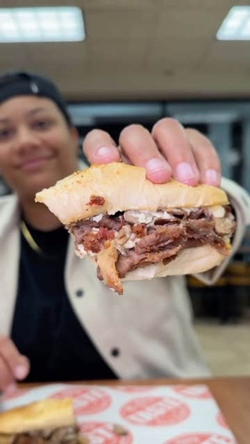 Mr. Hero: Home of the Legendary Romanburger