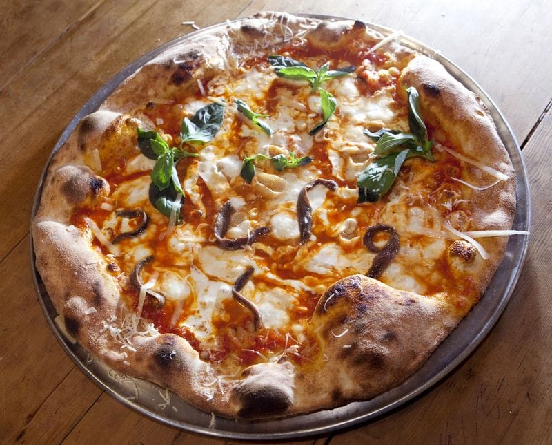 Lucali (Carroll Gardens)