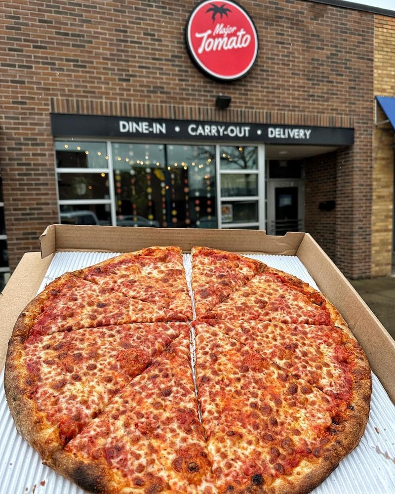 Enjoy Creative Pizza at Major Tomato