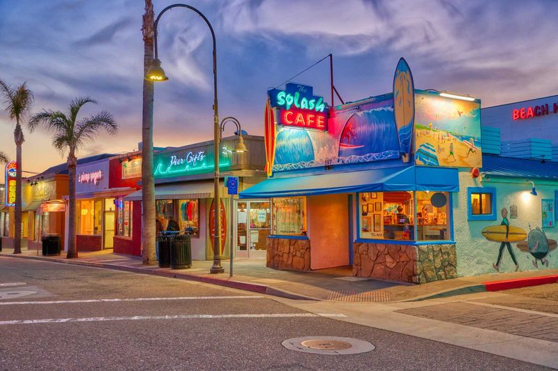 The Legendary Splash Café Location