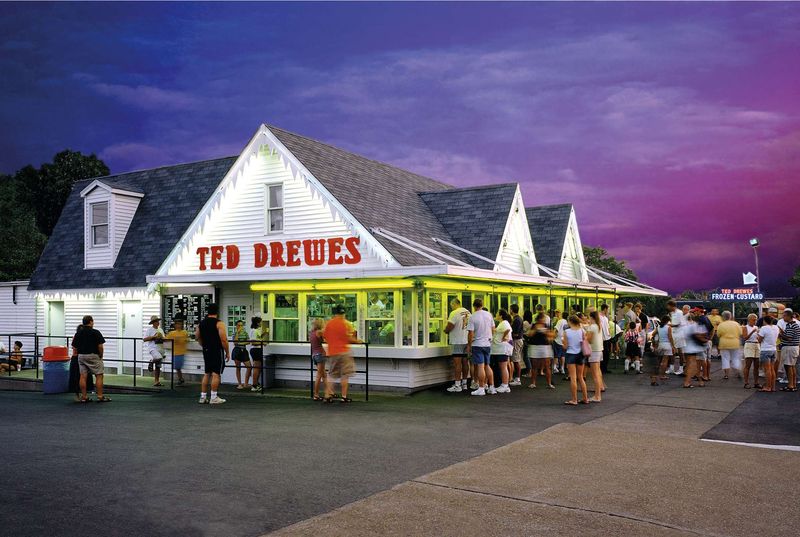 Frozen-custard stop at Ted Drewes (Route 66)
