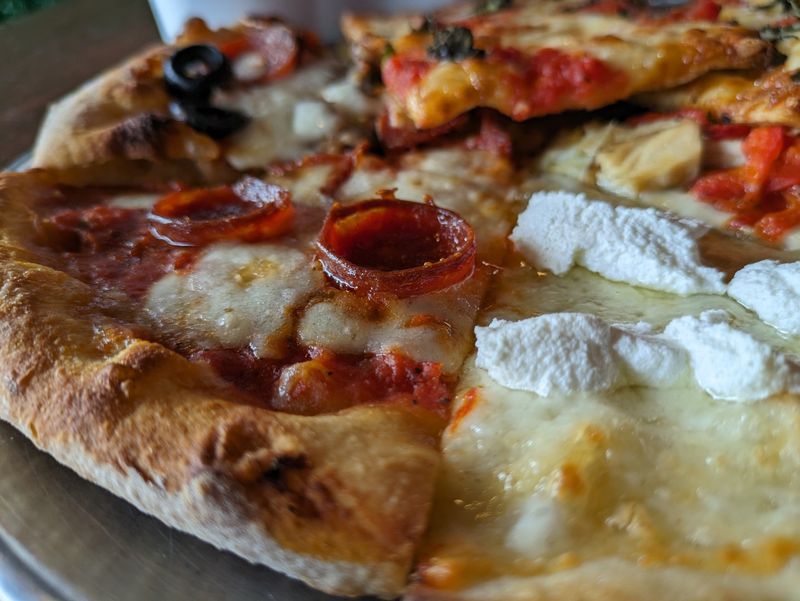 Bussin Pizza & Italian Kitchen – Raleigh