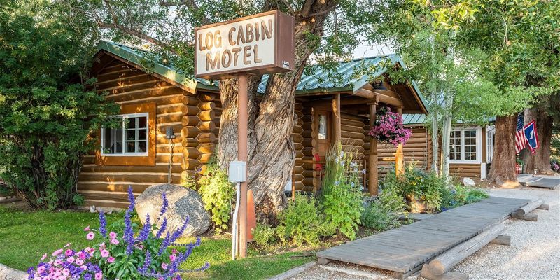 Save Money on Comfortable Lodging Options