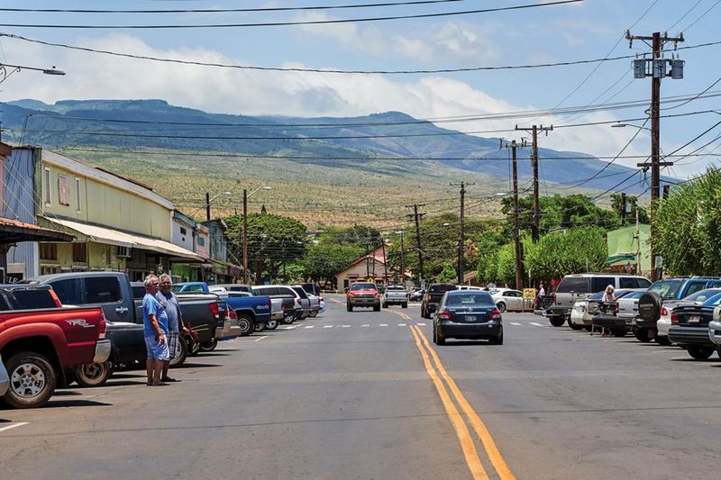 Navigate an Island Without a Single Traffic Light