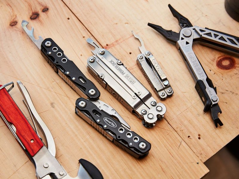Repair Kit & Multi-Tool