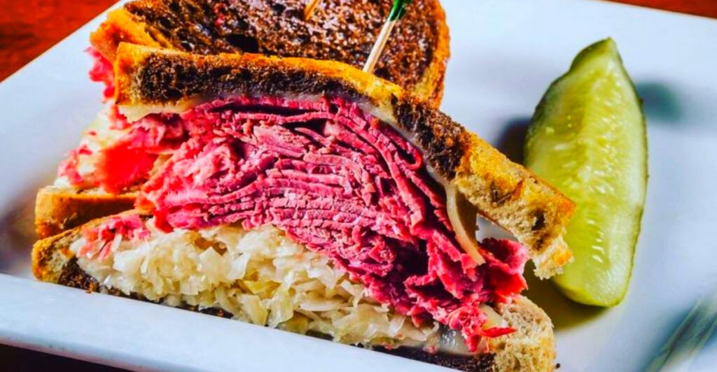 Florida’s Tiniest Deli With the Most Unforgettable Pastrami You’ll Ever Taste