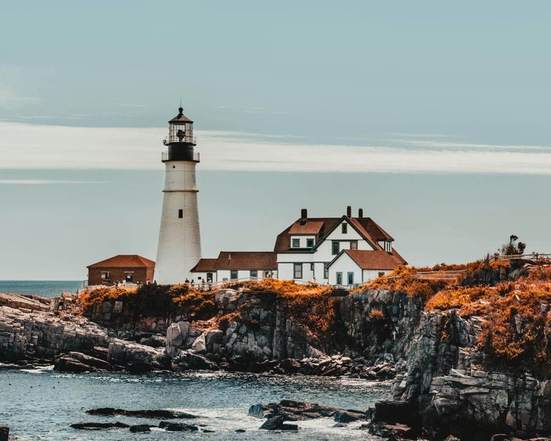 Kettle Cove's Crimson Coastal Vistas