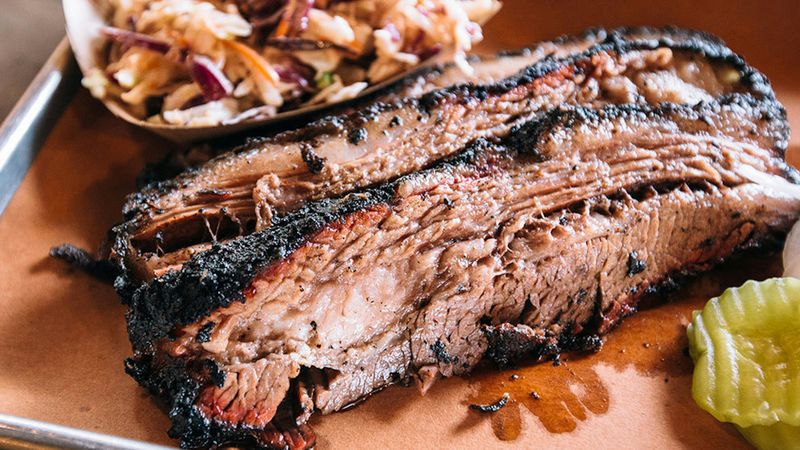 Pecan Lodge – Deep Ellum's Smoky Diamond