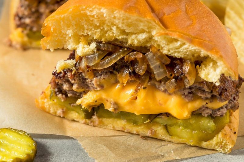 The Juicy (Jucy) Lucy