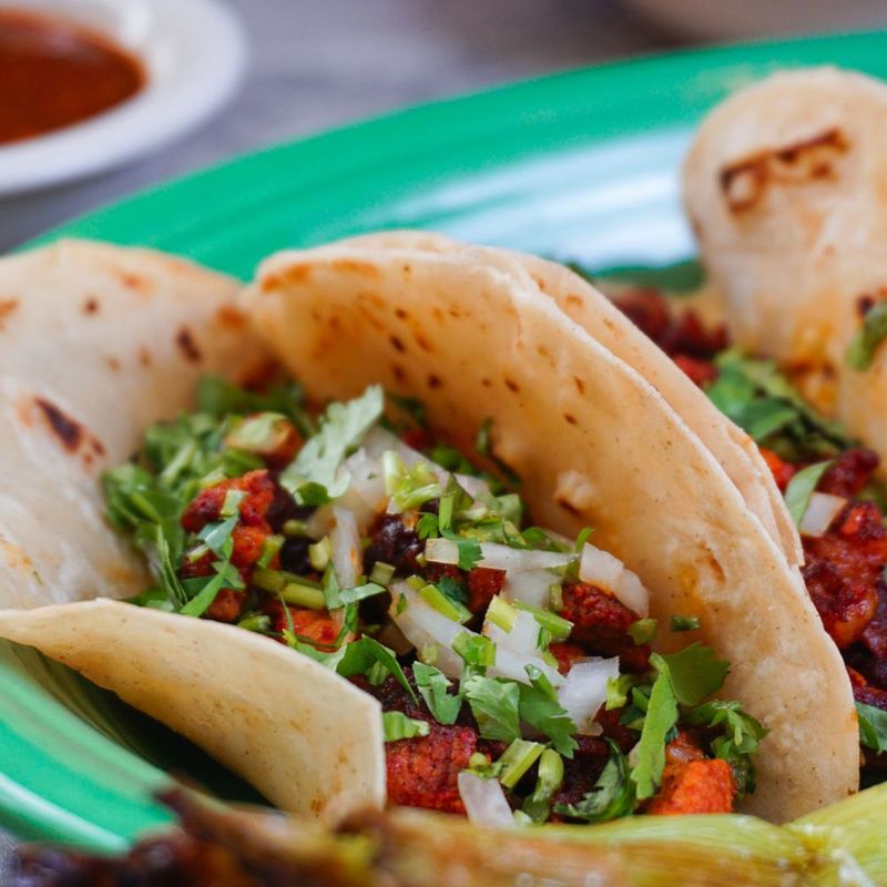 El Tacorriendo – South End's Smoky Salsa Standout