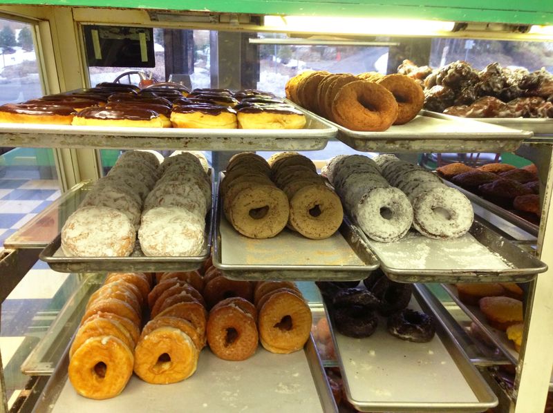 Coffee An’ Donut Shop (Westport)