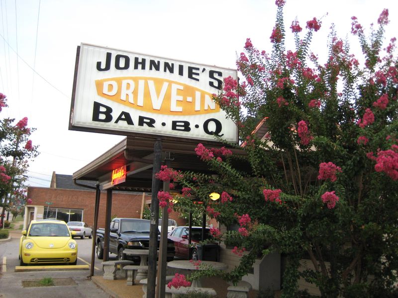 Johnnie's Drive In - Tupelo