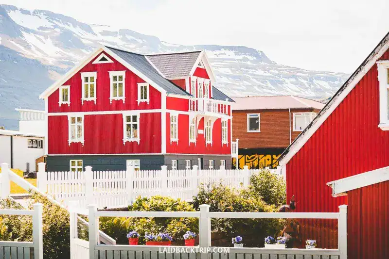 A Palette of Nordic Architecture