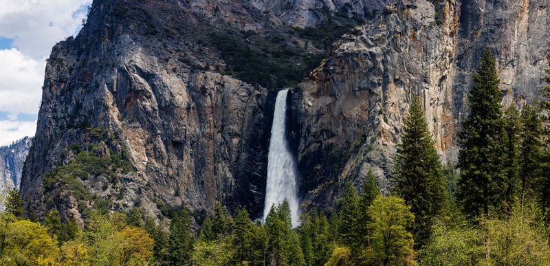Bridalveil Fall – Yosemite National Park, California