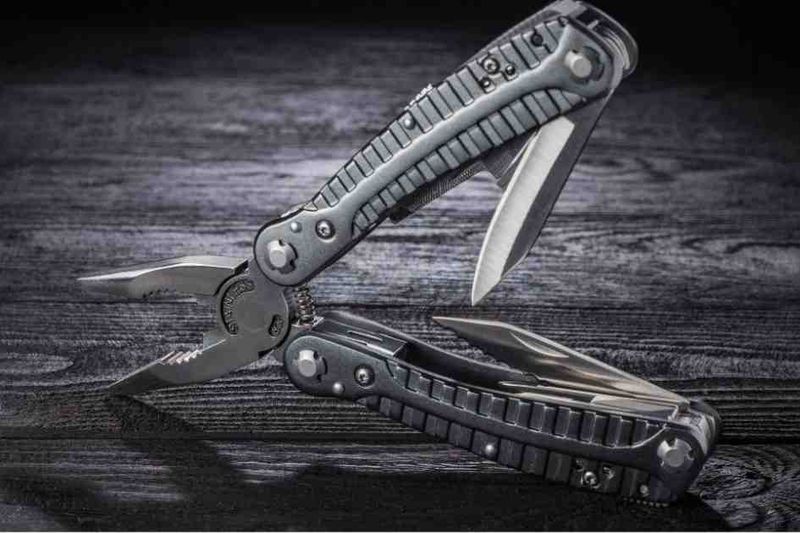 Ultralight Multi-Tool or Knife