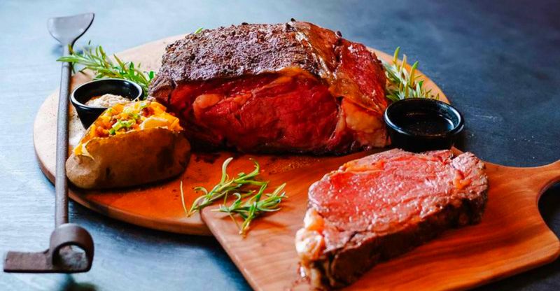 Beefmastor Inn: No-Frills Steak Heaven