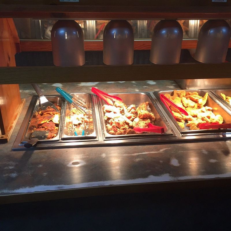Huckleberry’s Catfish Buffet - Searcy