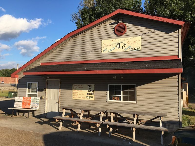 Helen's Bar-B-Q - Brownsville