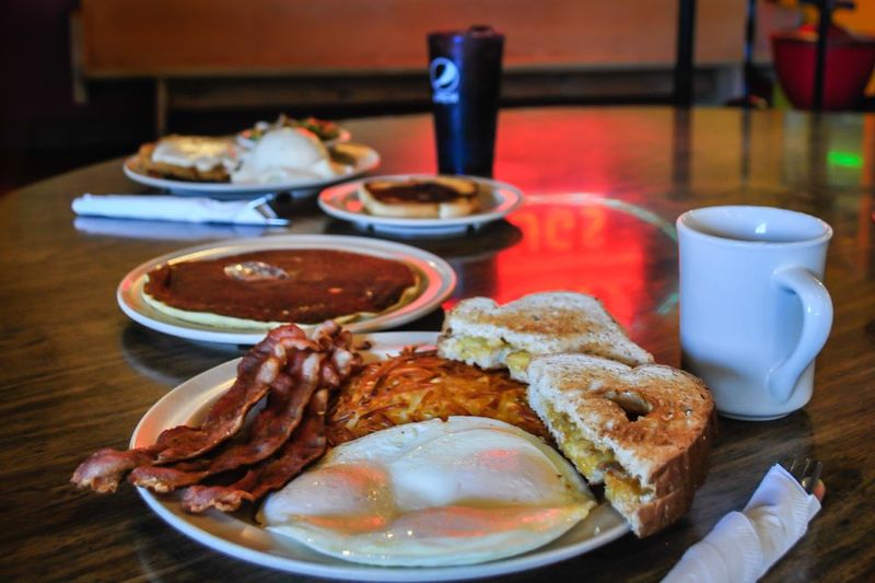 Hi-Way Diner – Lincoln