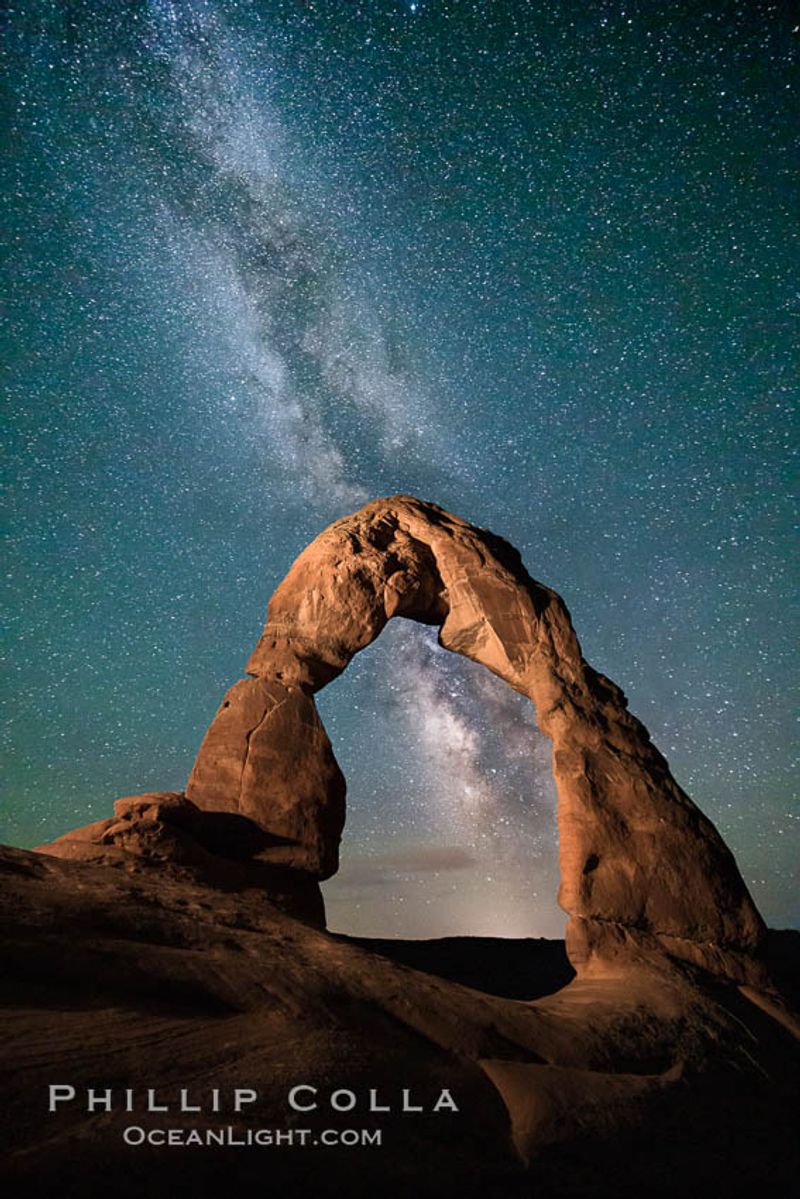 Arches National Park, Utah — Stone arches under star fields