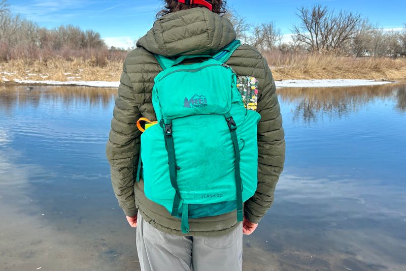 REI Co-op Flash 22