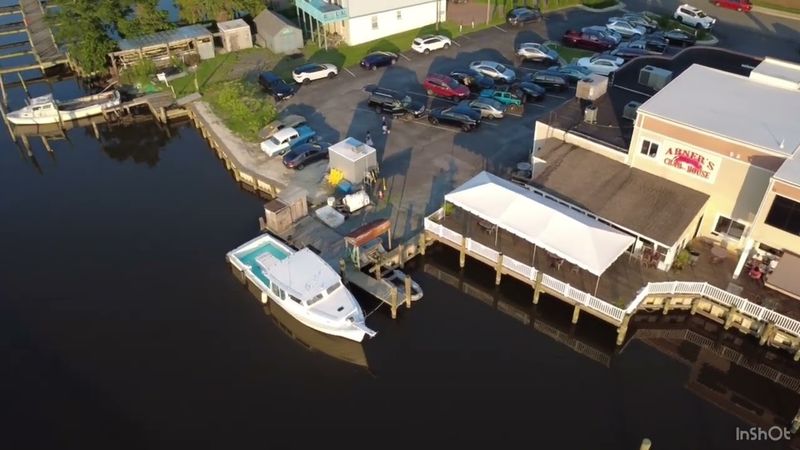 Real-deal bayside shack vibes