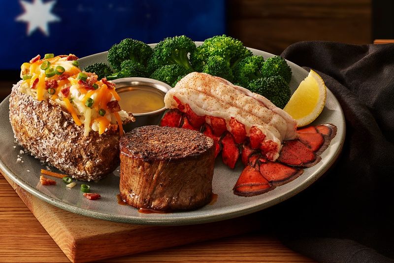 Outback Steakhouse: Aussie-Inspired Classics That Never Disappoint