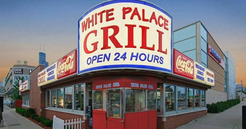White Palace Grill: Midnight Breakfast Magic in the Windy City