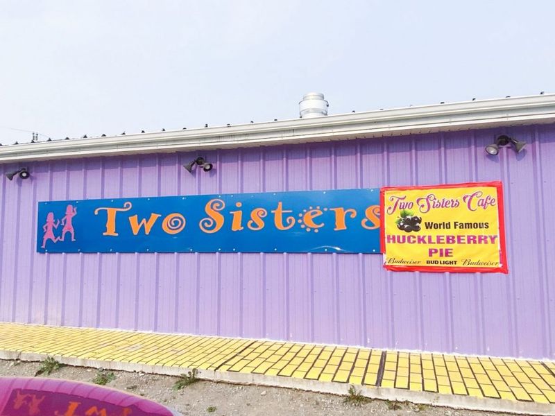 Two Sisters Café, Babb