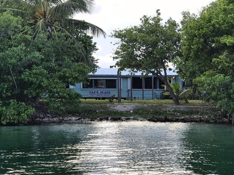 Cap's Place – Lighthouse Point