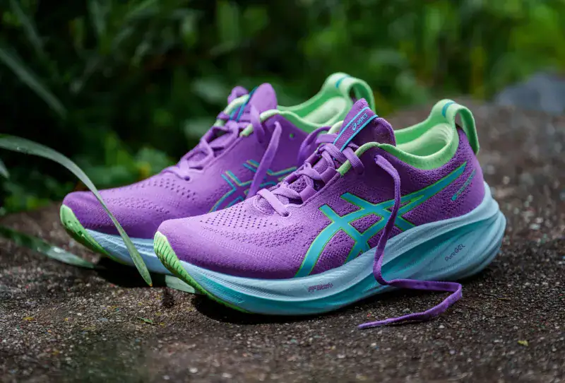 ASICS GEL-Nimbus 26 - Pillowy Long-Day Comfort
