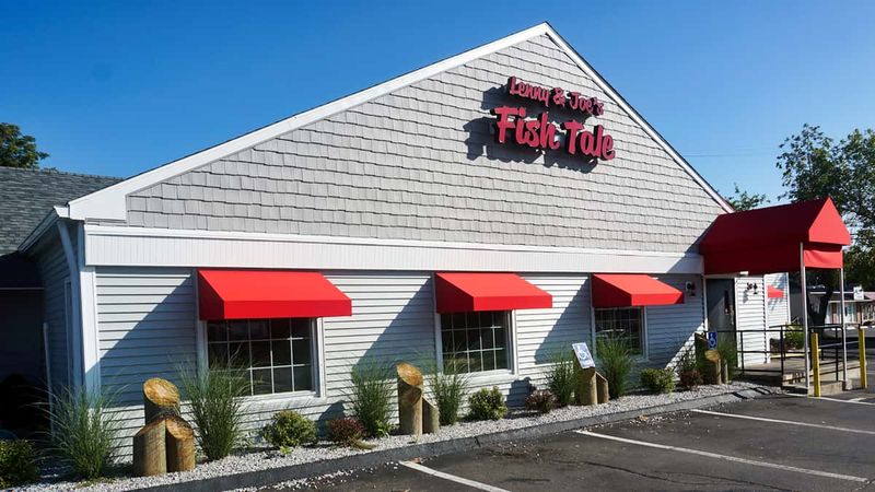 Madison - Lenny & Joe's Fish Tale