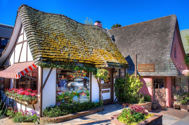Scenic Road Walkway (Carmel-by-the-Sea, California) — Fairytale Seaside Lane
