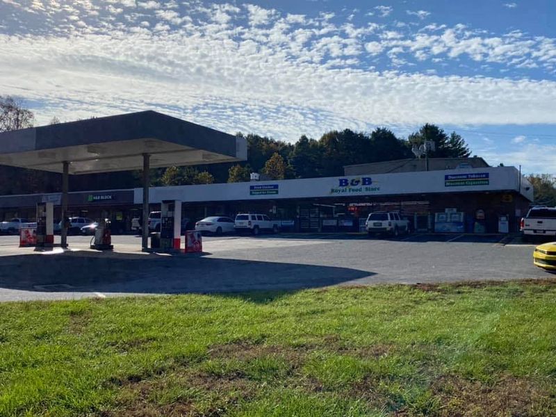 A gas station with a serious reputation