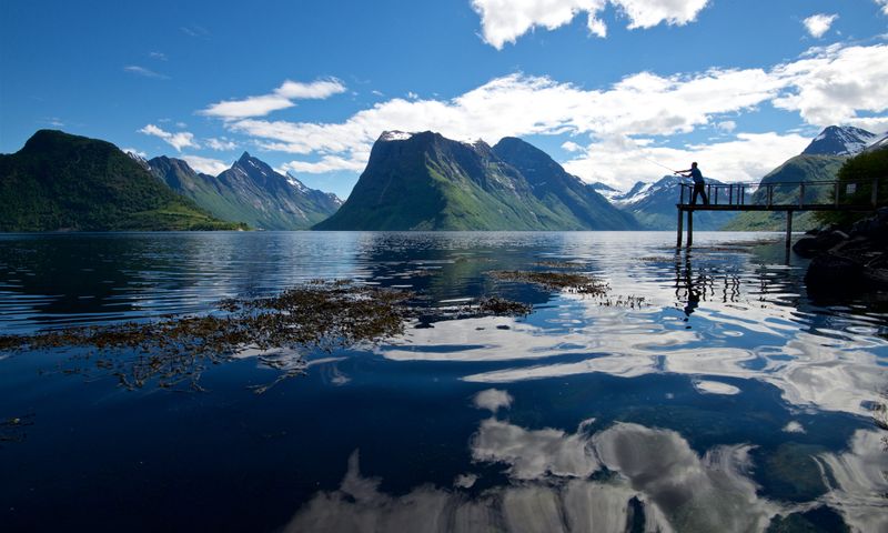 Hjørundfjord – The Quiet Twin of Geiranger