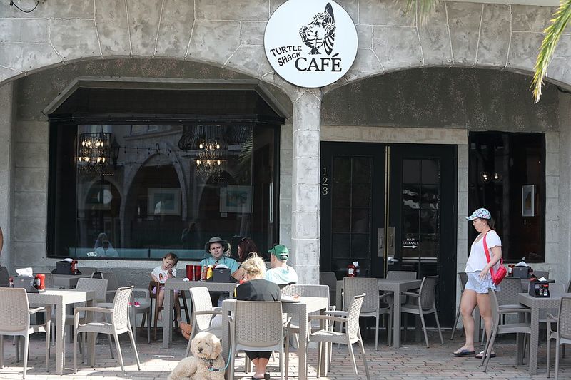 Turtle Shack Café (Flagler Beach, Atlantic Coast)